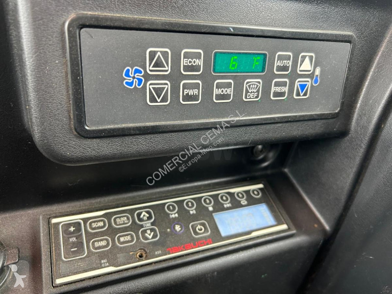Lopatový nakládač Takeuchi  TB2150