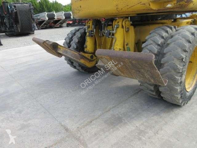جرافة Komatsu R