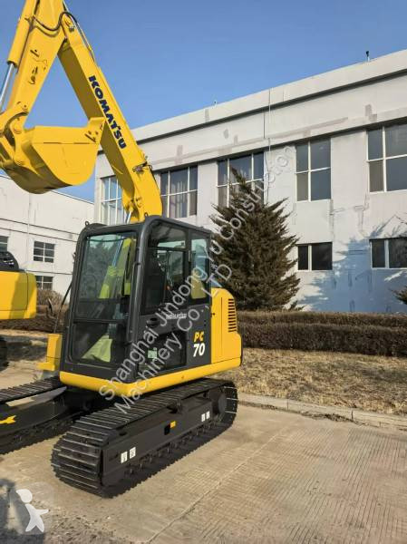 جرافة Komatsu PC70-11MO