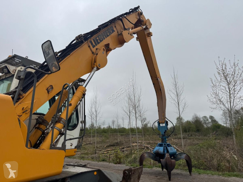 جرافة Liebherr A904C