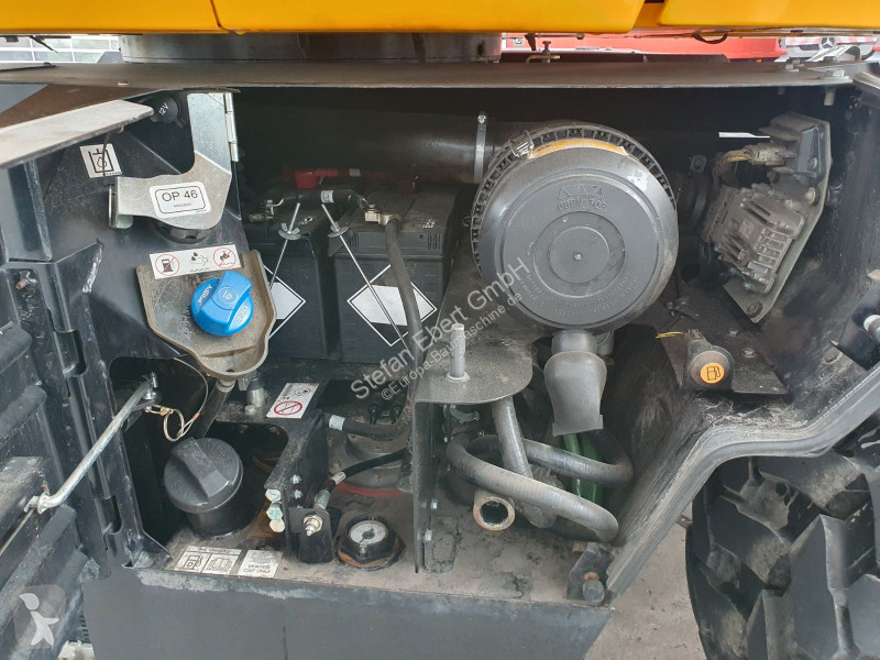 جرافة JCB 110W / Pratzen / nur 572h! / 2023