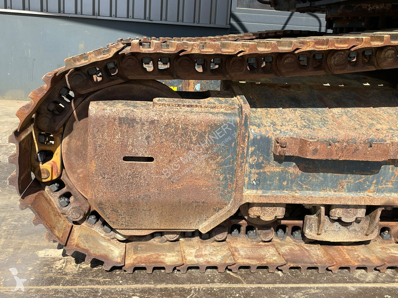 Rýpadlo Hitachi