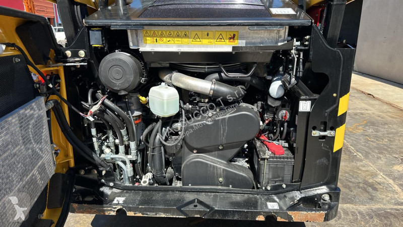 Skovl Gehl V230