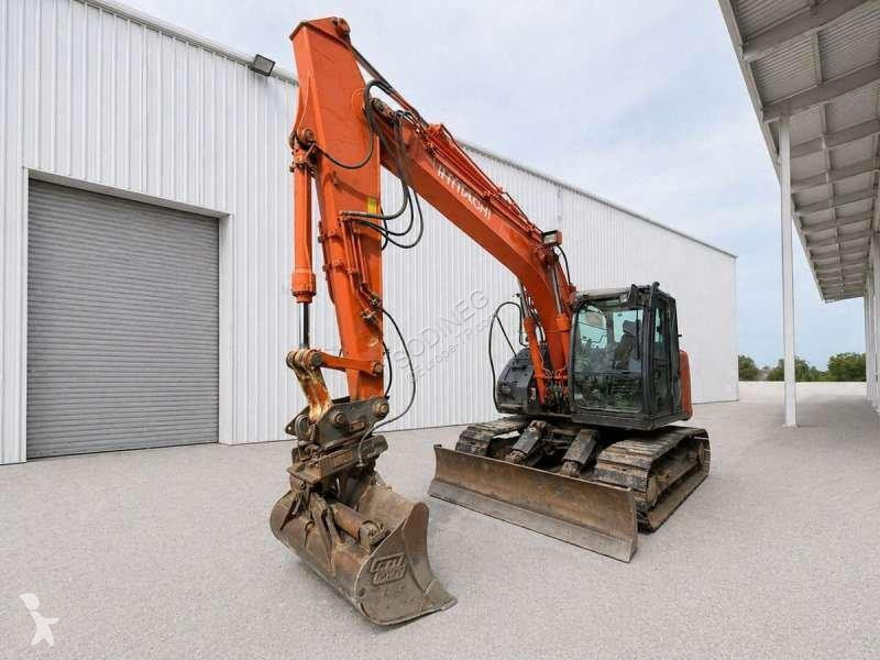 جرافة Hitachi ZX135 US3