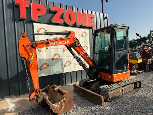 Rýpadlo Hitachi zx26u-5a cr cabine à 22 900 € ht