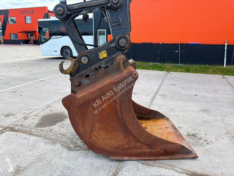 Rýpadlo Volvo EC 220 EL 3D / CENTRAL...