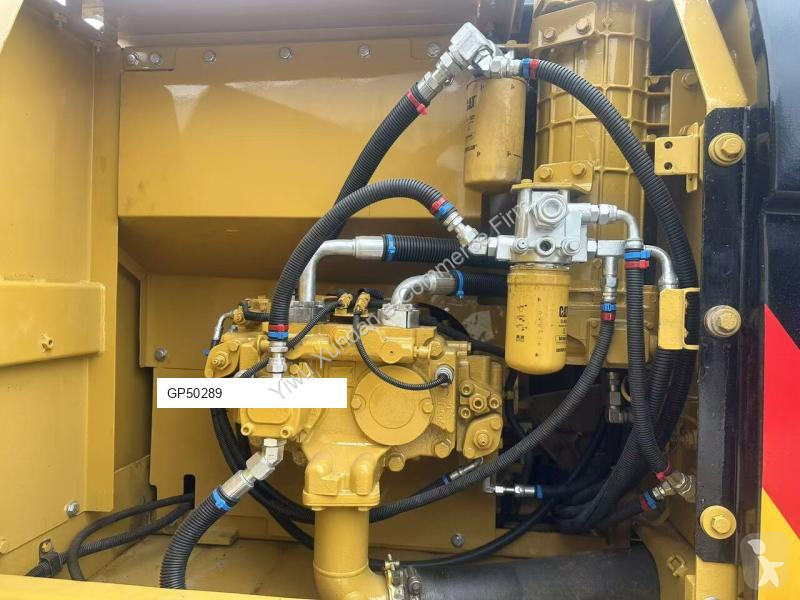 Escavatore Caterpillar 2L