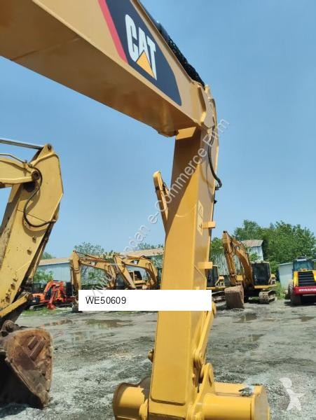 جرافة Caterpillar 2L