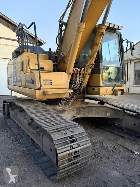 جرافة Komatsu