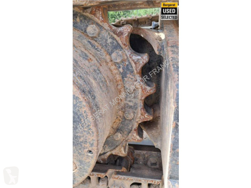 Excavadora Caterpillar 323