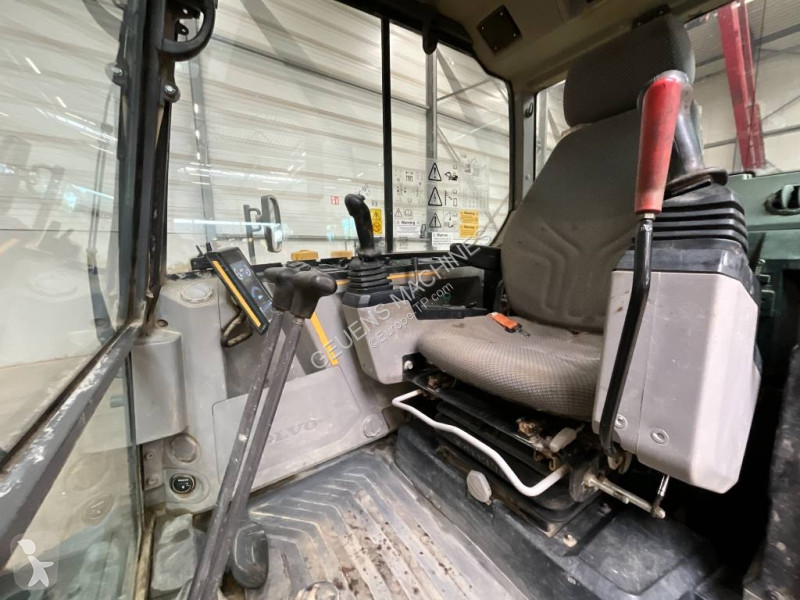 Rýpadlo Volvo EC 60 E