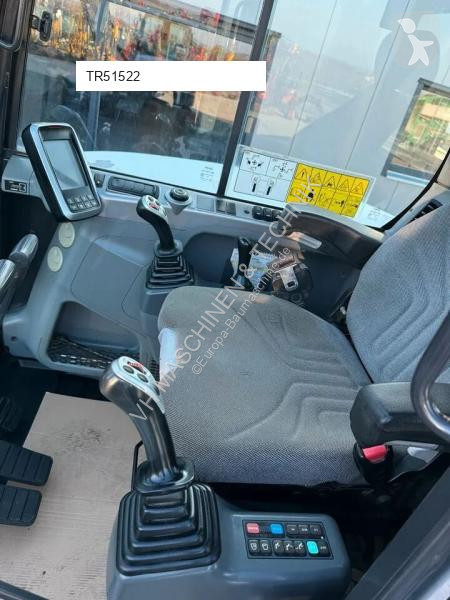 جرافة Bobcat E62