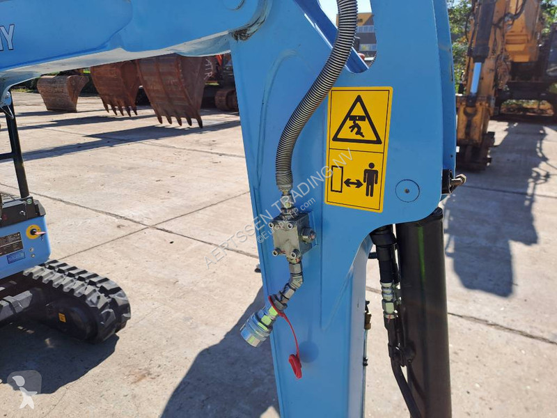 جرافة Sany SY19E Electric (3 Buckets)