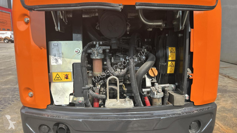 Rýpadlo Hitachi ZX19-6 CR