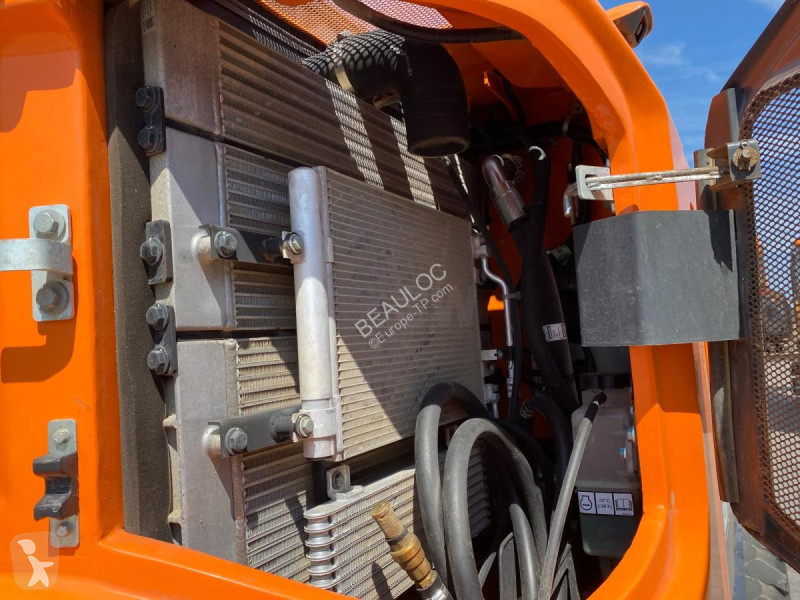 Экскаватор Develon  dx100w