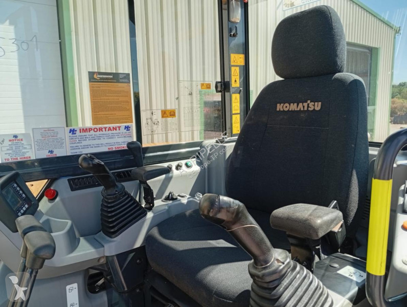 جرافة Komatsu  PC80
