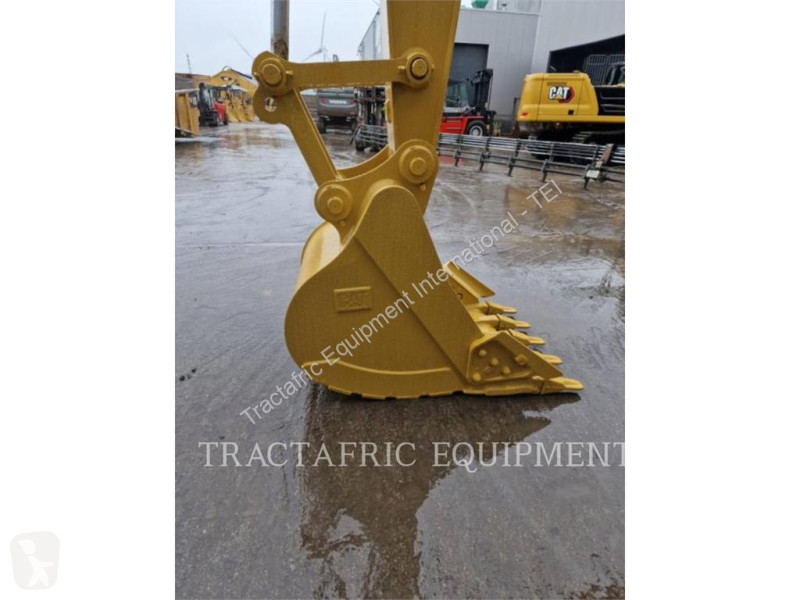 جرافة Caterpillar 32007GC