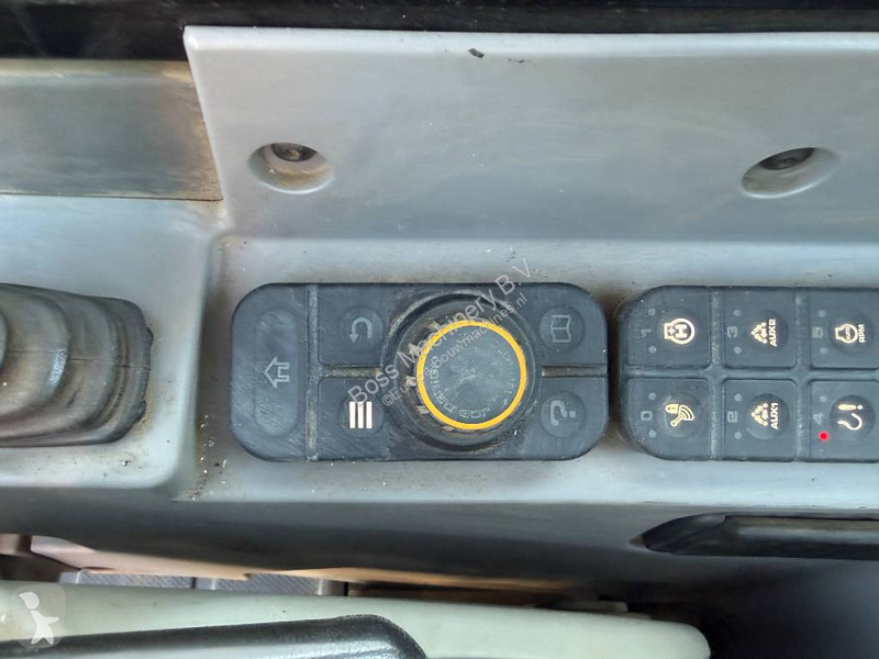 Skovl JCB Z1 - Blade / Hammer Lines