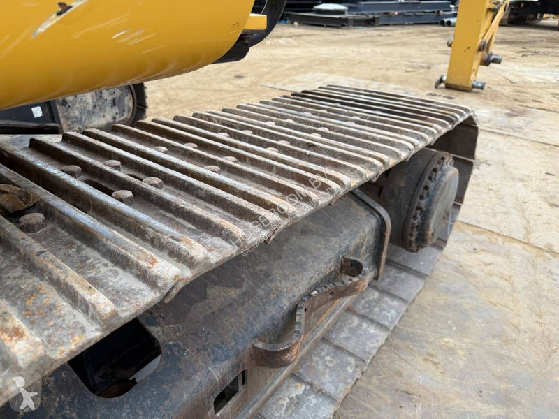 جرافة Caterpillar L