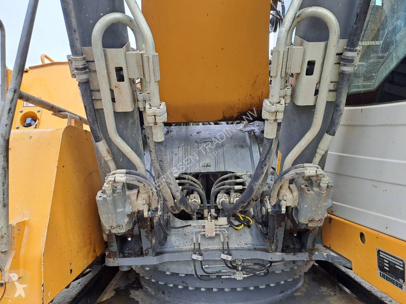 Lopatový nakládač Liebherr LC