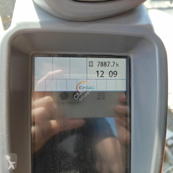 Rýpadlo Hitachi ZX225 USLC6