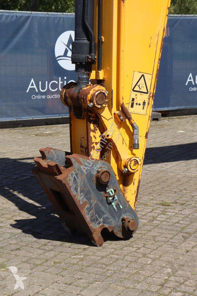 Rýpadlo JCB T4i