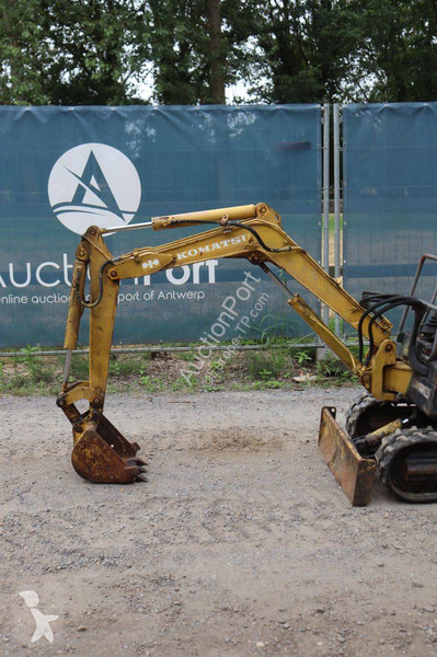 Rýpadlo Komatsu PC03