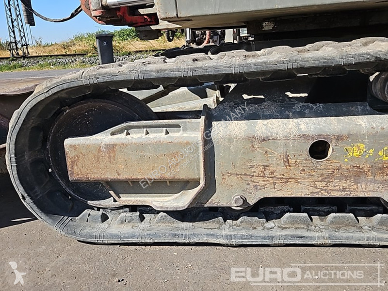 Экскаватор Volvo ECR25D