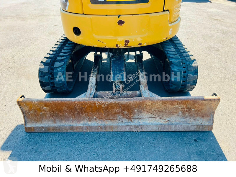 جرافة Caterpillar E...