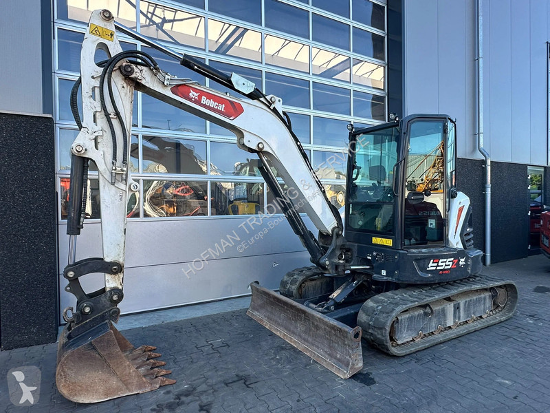 جرافة Bobcat E55z