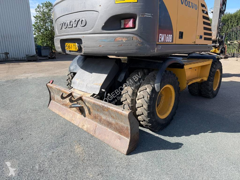 جرافة Volvo with rotortilt