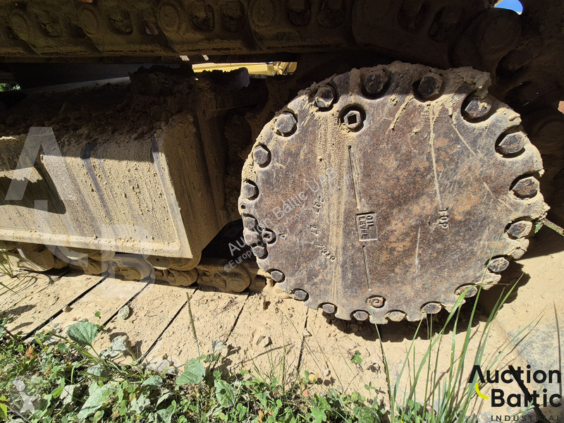جرافة Komatsu