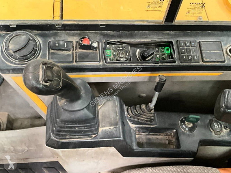 Rýpadlo Volvo EC 60 E