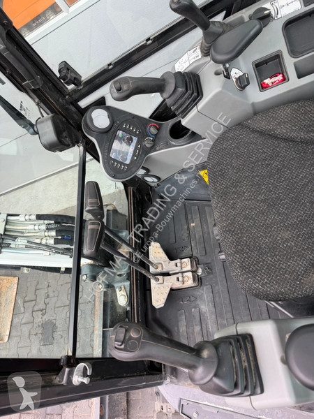 Rýpadlo Bobcat E27z
