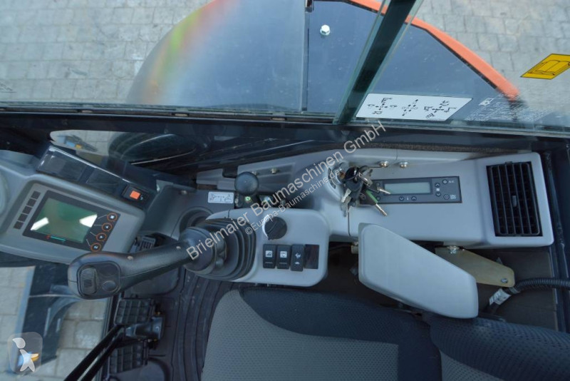 Rýpadlo Hitachi ZX 33 U-6