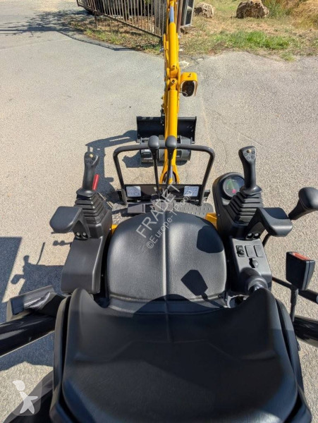 Rýpadlo Kato HD 12 VXE