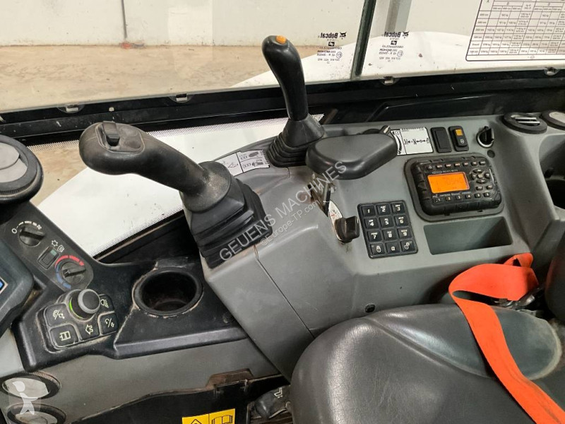 جرافة Bobcat E 55z