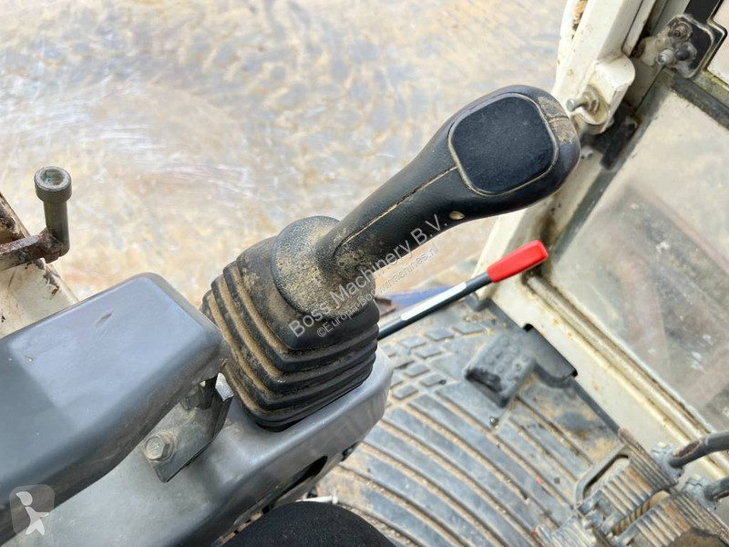 Rýpadlo Kubota A - Extra Bucket / Quick Coupler