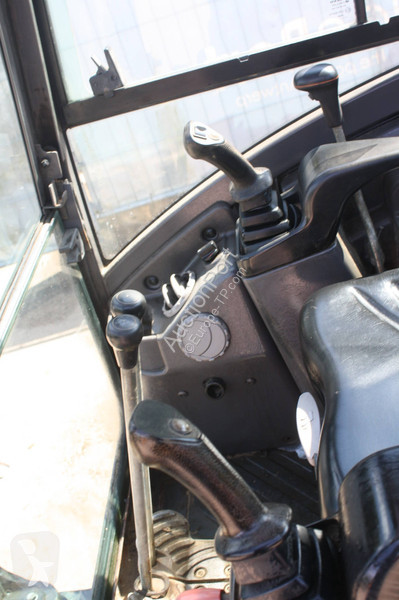 جرافة Volvo EC18D