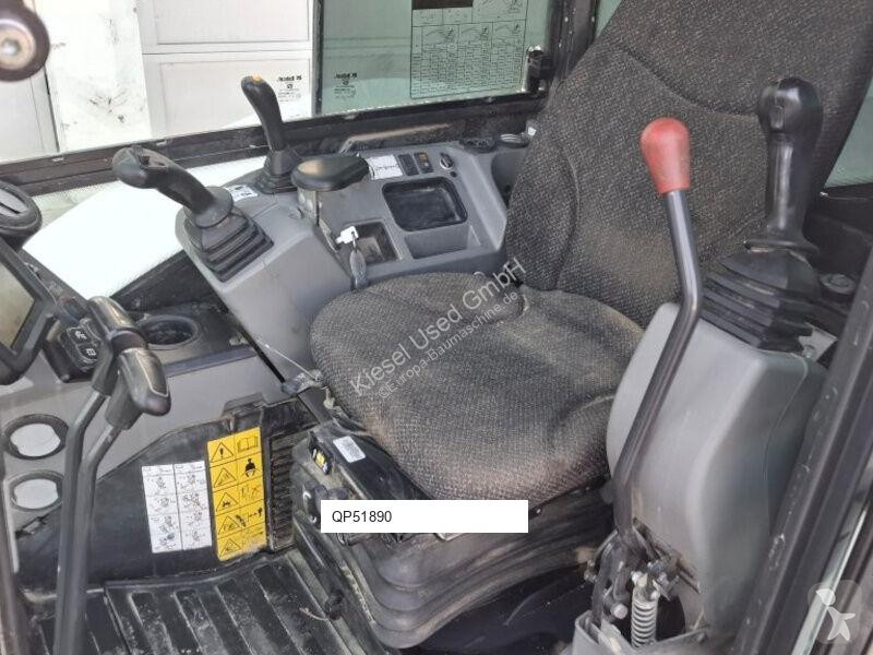 جرافة Bobcat E55z