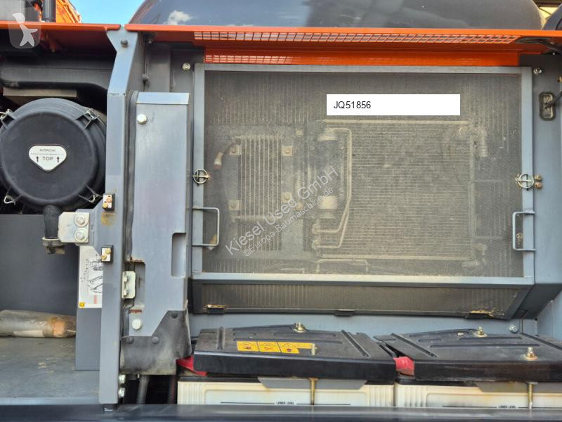 جرافة Hitachi 7