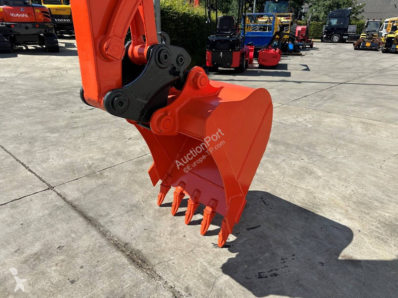 Pelle Kubota Kubota