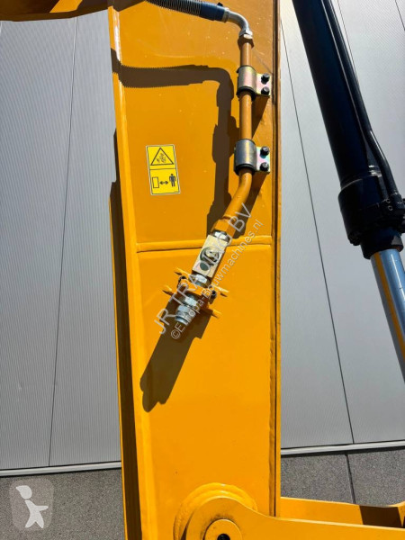 Rýpadlo Caterpillar 324