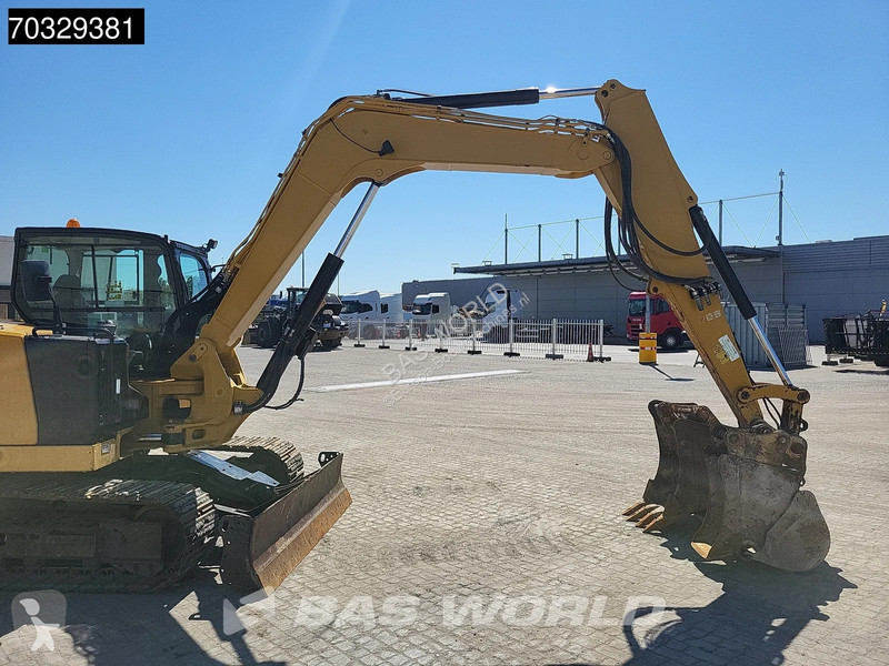 Lopatový nakládač Caterpillar CR
