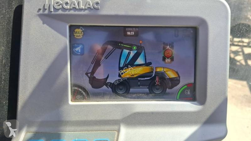 Экскаватор Mecalac