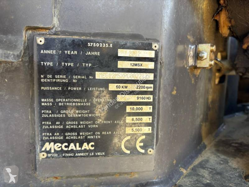 جرافة Mecalac