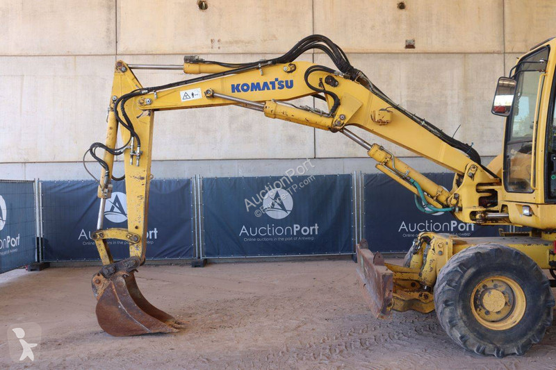 Komatsu 110R excavator