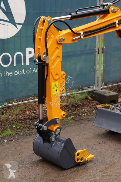 Excavator  HT10