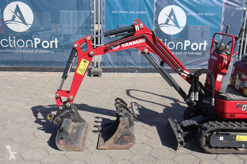 Excavator Yanmar SV08-1C