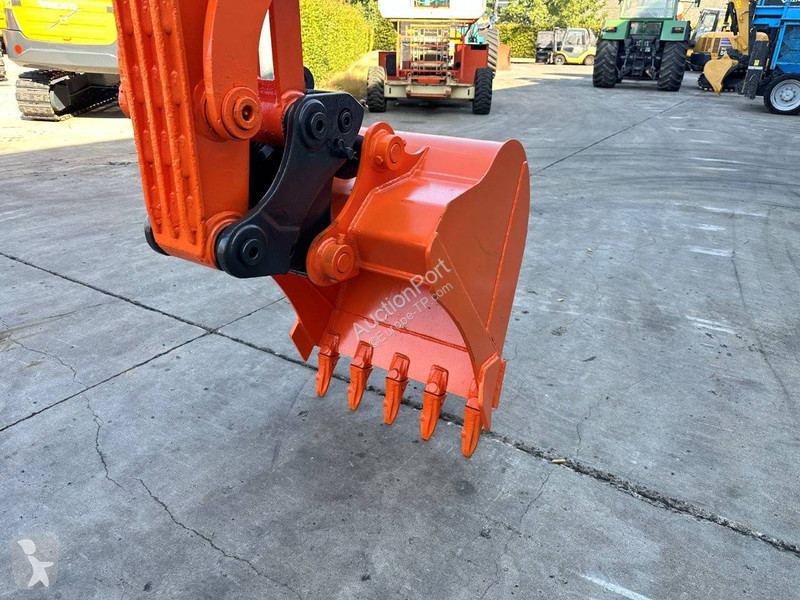جرافة Doosan 9C